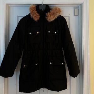 Centro Moda puffer winter jacket with zipper and snap. No size but looks like L